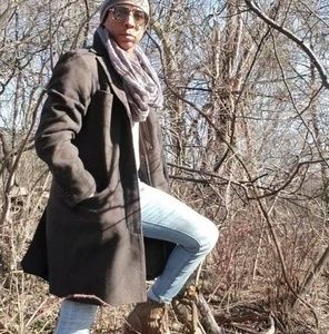 Meet your Posher, Eli